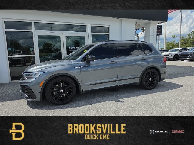2022 Volkswagen Tiguan SE R-LINE BLACK