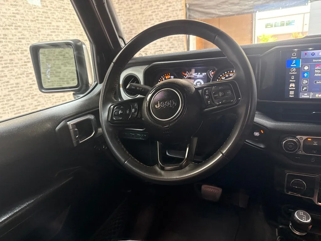 Used 2024 Black Clearcoat Jeep Sport S image 17