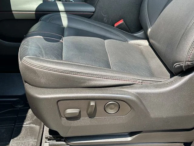 Used 2022 Gray Chevrolet RST image 18