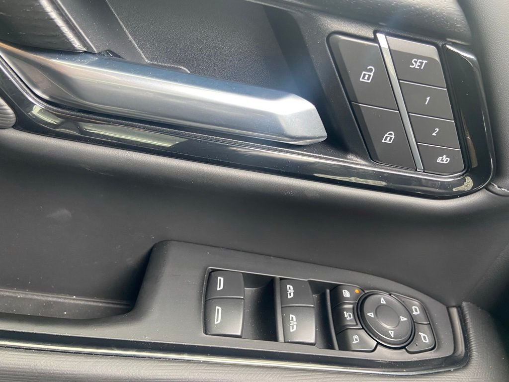 Used 2026 White GMC AT4X image 11