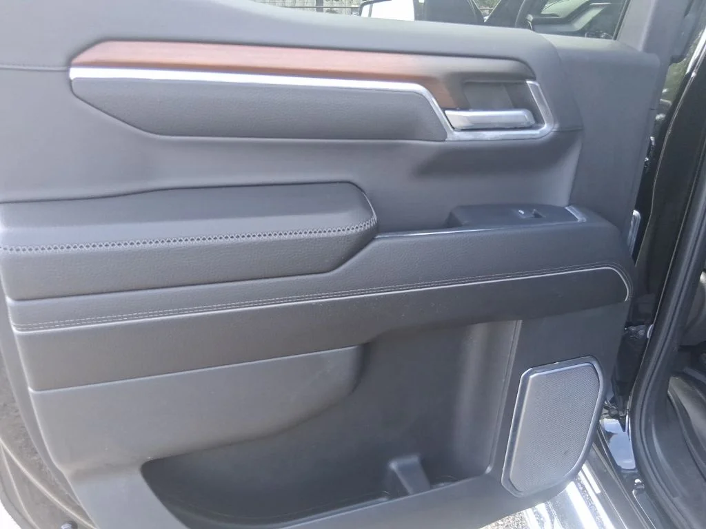 Used 2024 Black GMC Denali image 18