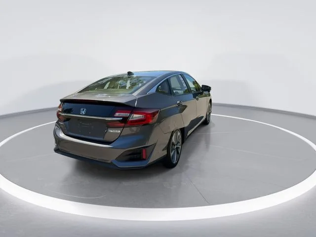 Used 2018  Honda Base image 8