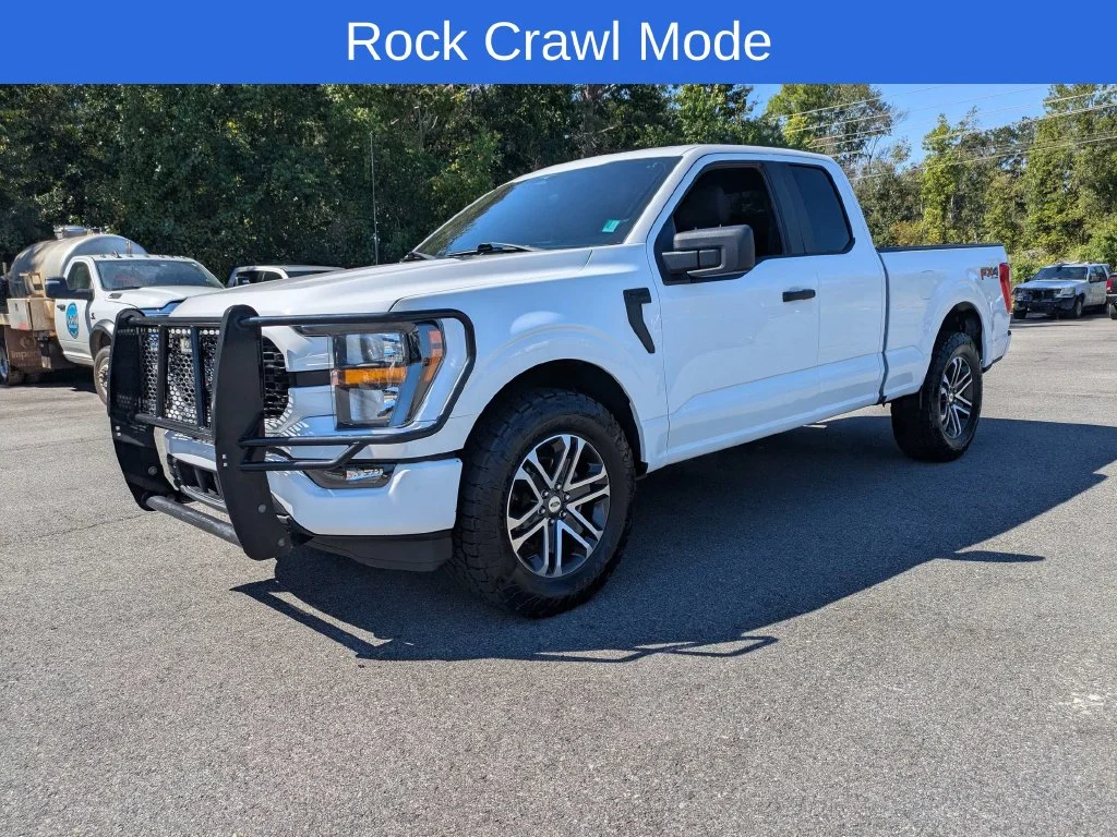 Used 2023 White Ford XL image 8