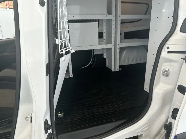 Used 2019 White Ram Tradesman SLT image 33