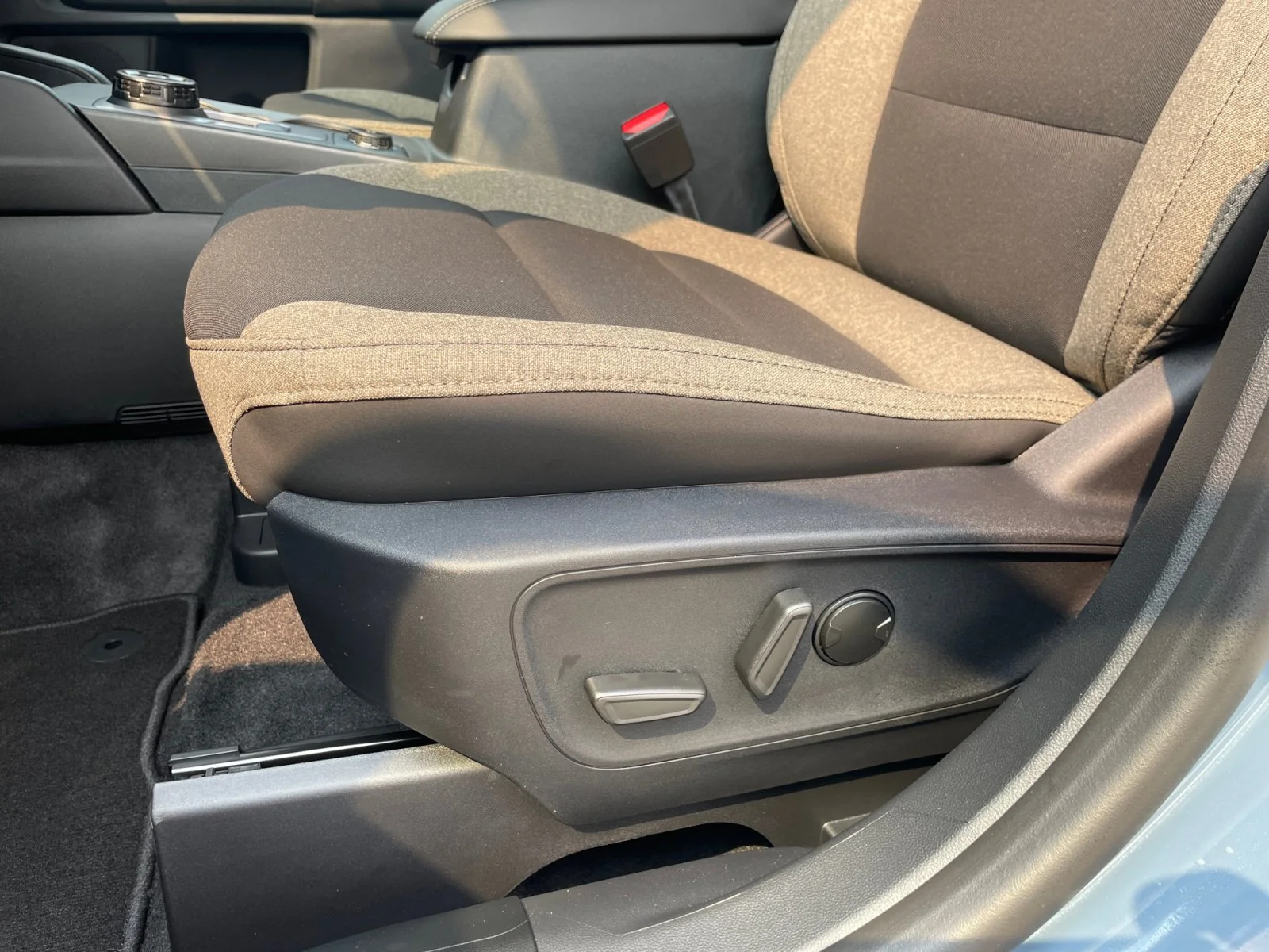 New 2026 Azure Grey Metallic Tri-Coat Ford Big Bend image 14
