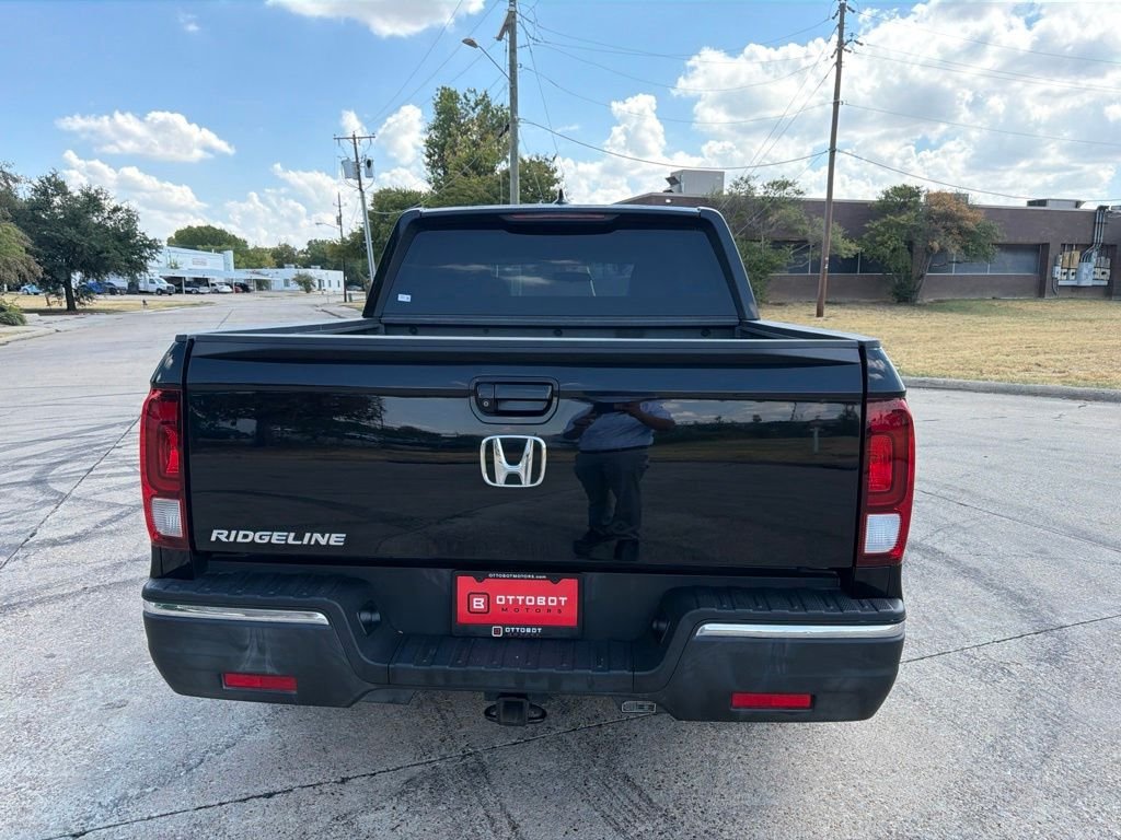 Used 2017 Black Honda RTL image 7