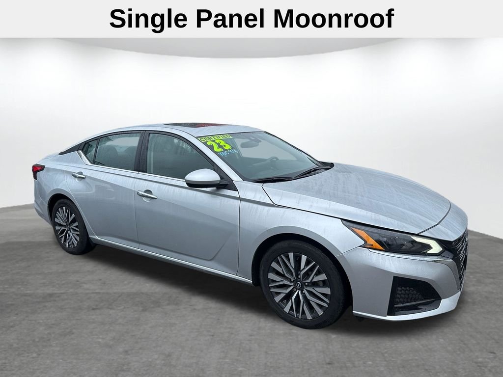 Used 2023 Silver Nissan 2.5 SV image 5