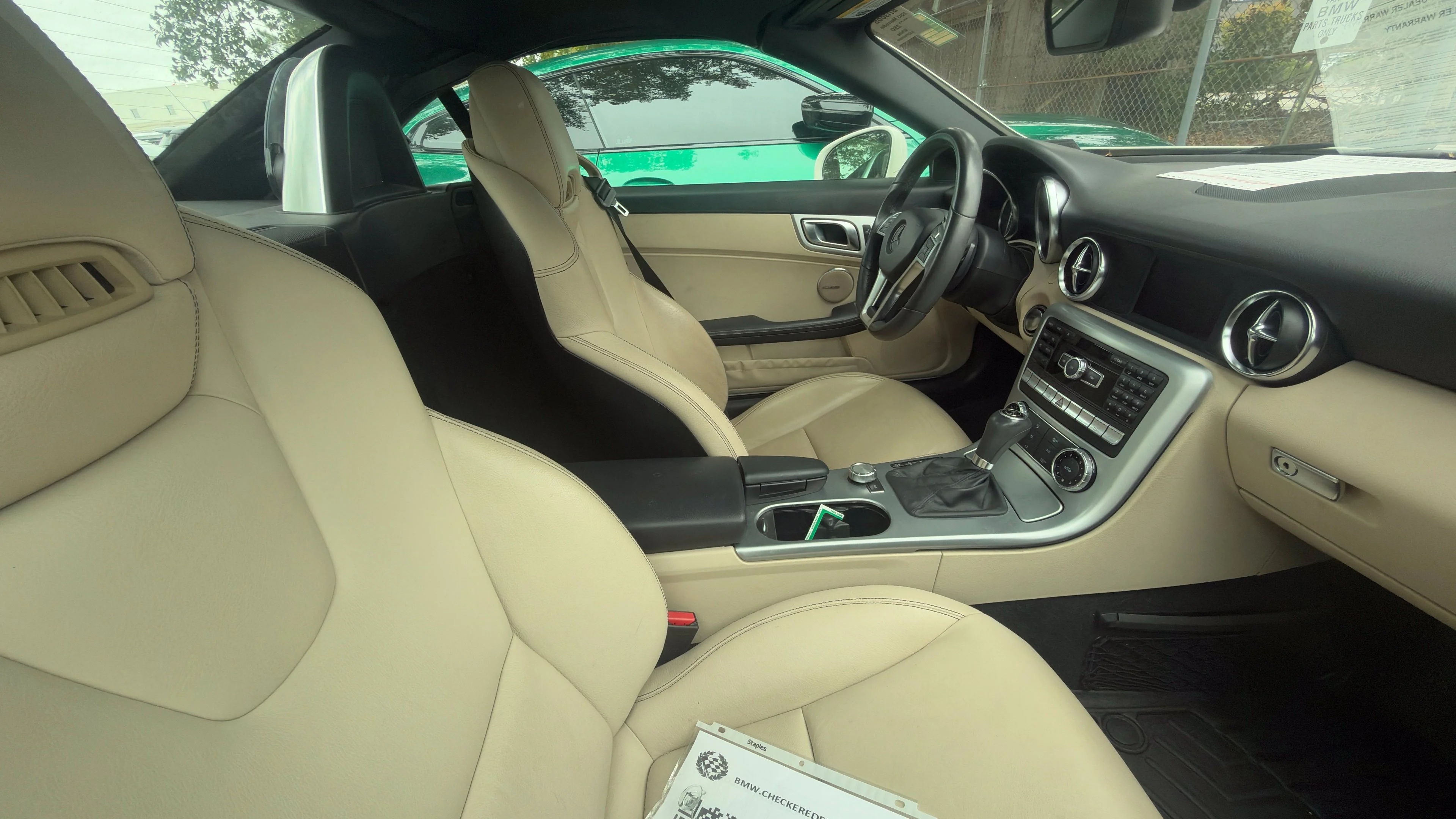 Used 2013 Arctic White Mercedes-Benz SLK 250 image 6