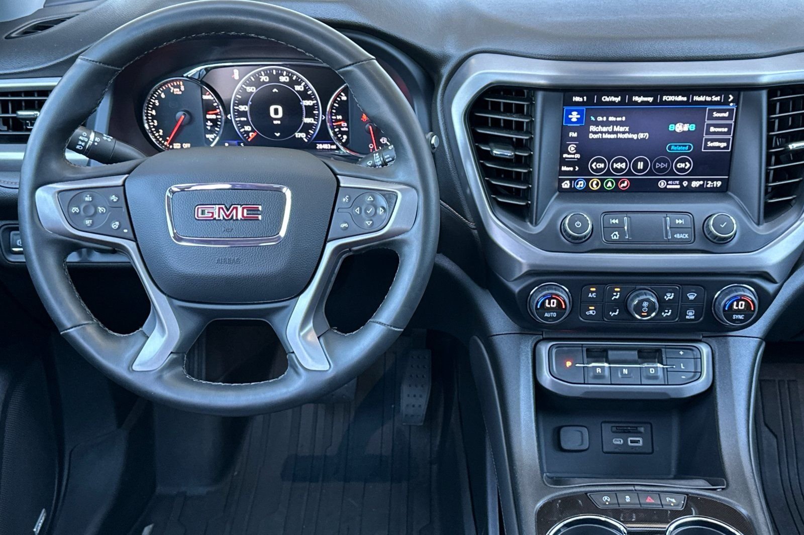 2023 GMC Acadia AT4 - Photo 13