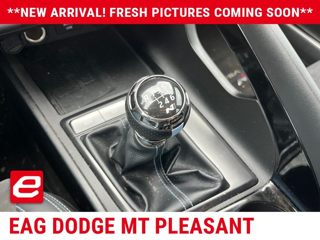 Used 2022 Gray Hyundai Base image 10