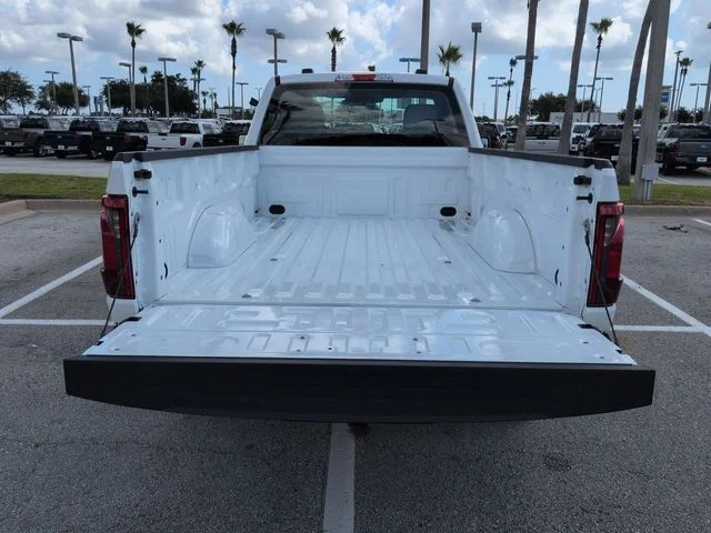 New 2026 Oxford White Ford XL image 13