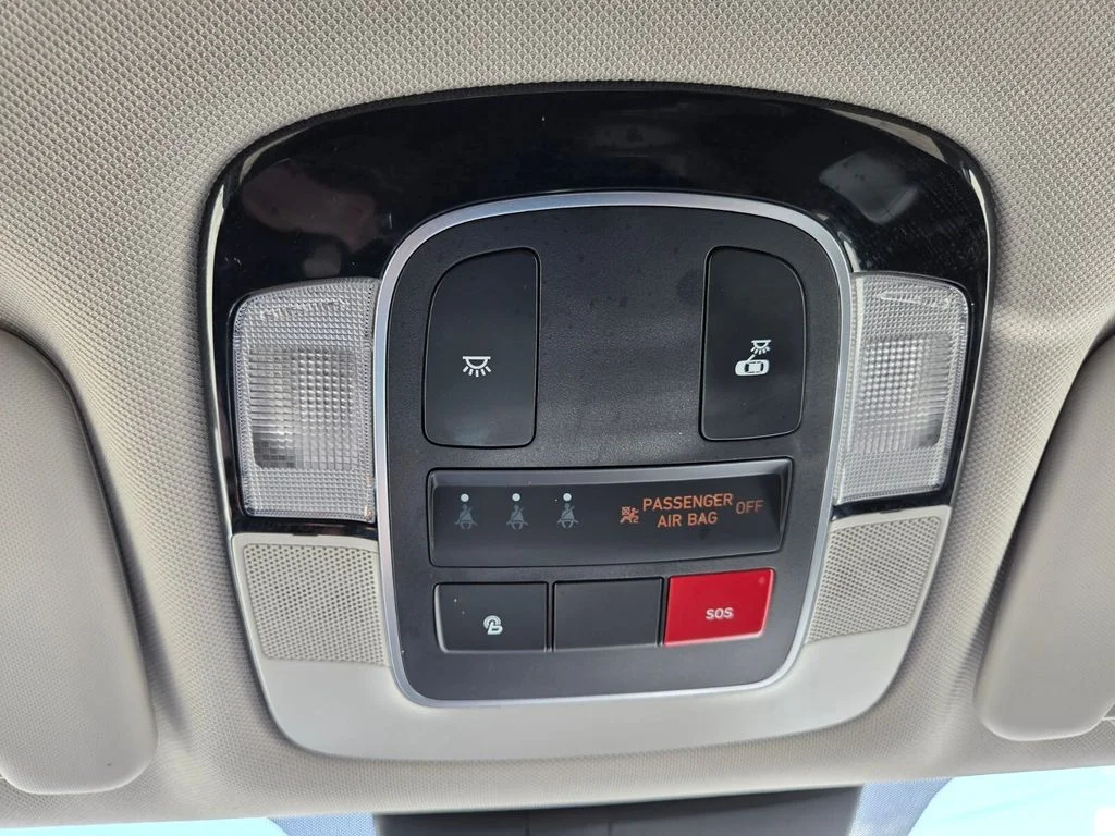 Certified Used 2024 Silver Hyundai SEL image 17