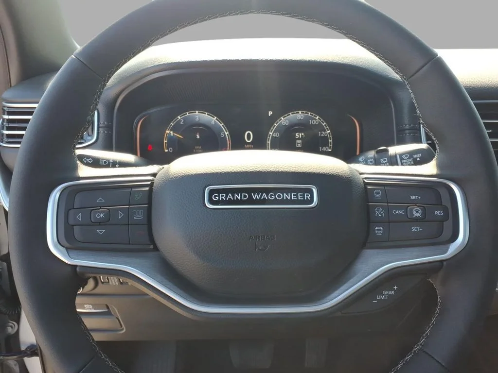 New 2026 Silver-Zynith Exterior Paint Jeep  image 22