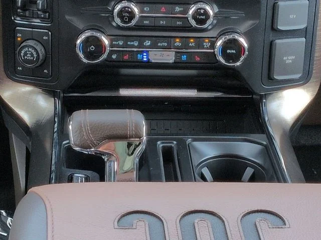 New 2026 Star White Metallic Tri-Coat Ford King Ranch® image 19