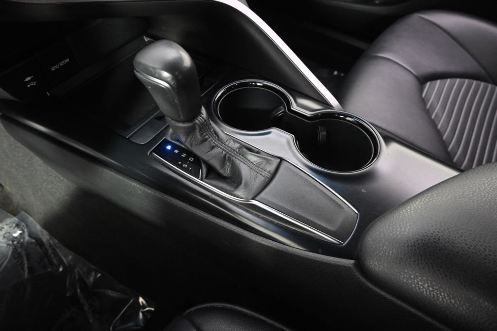 Used 2019 Midnight Black Metallic Toyota SE image 32