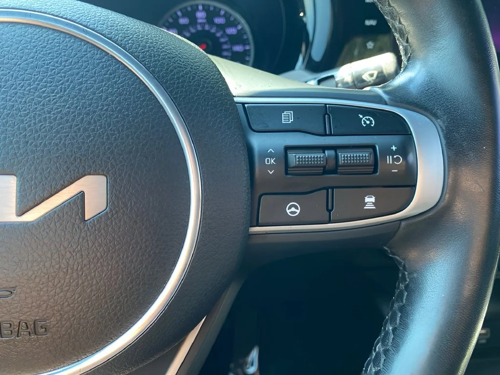 Used 2023  Kia GT-Line image 21