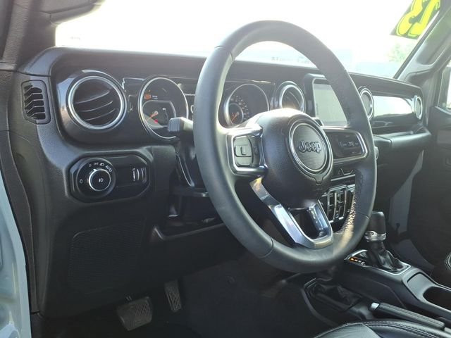 Used 2023 Gray Jeep Altitude image 14