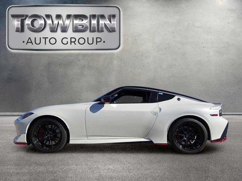 Used 2025 Pearl White NISSAN NISMO AUTO image 8