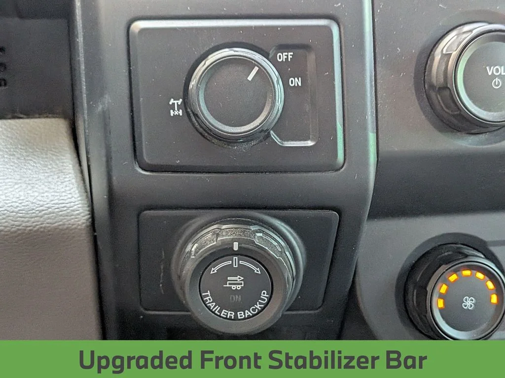 Used 2019 White Ford XL image 21