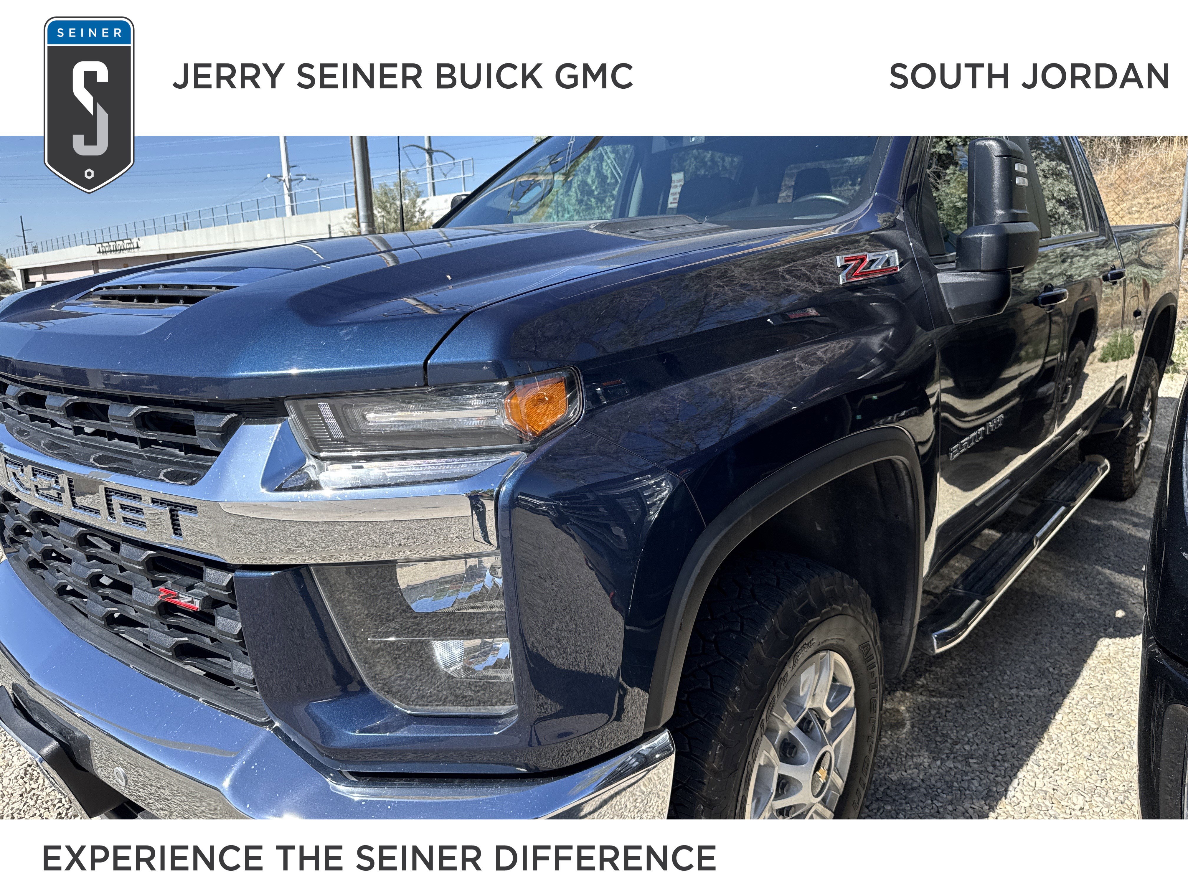 Used 2022 Northsky Blue Metallic Chevrolet LT image 1
