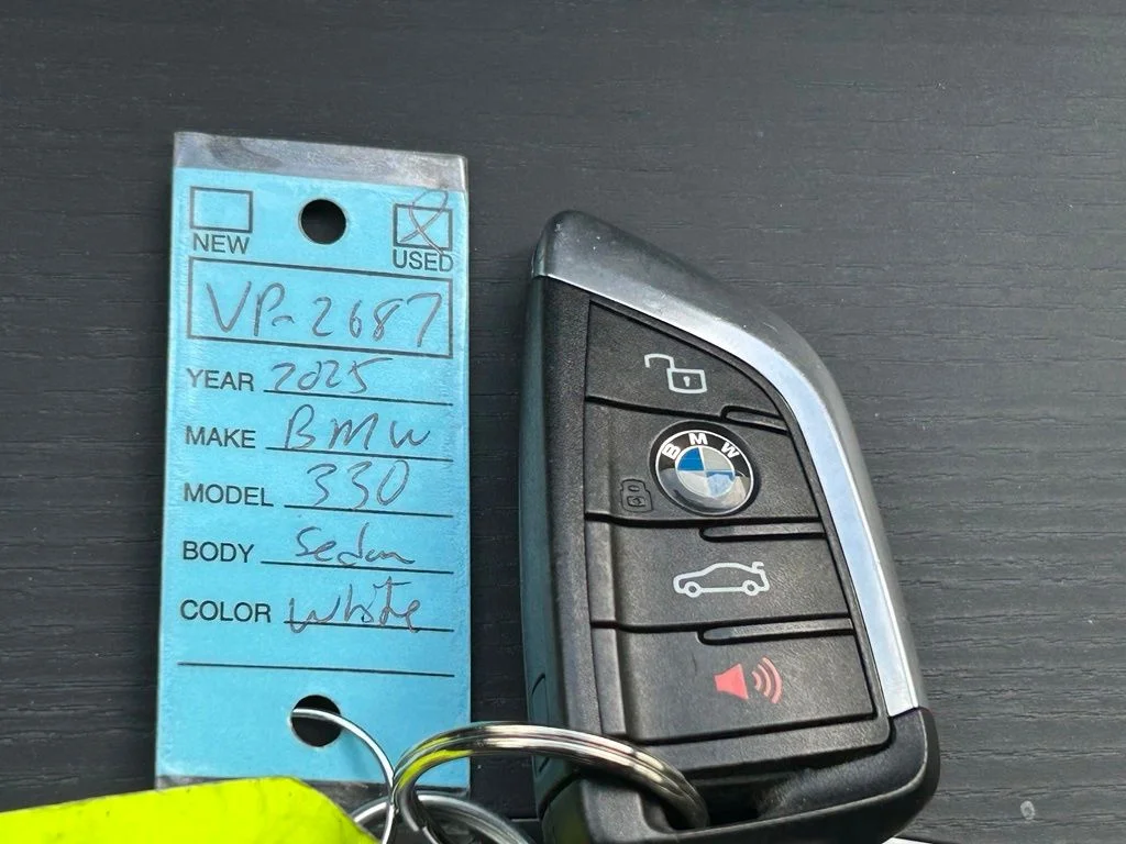 Used 2025 White BMW 330i image 44