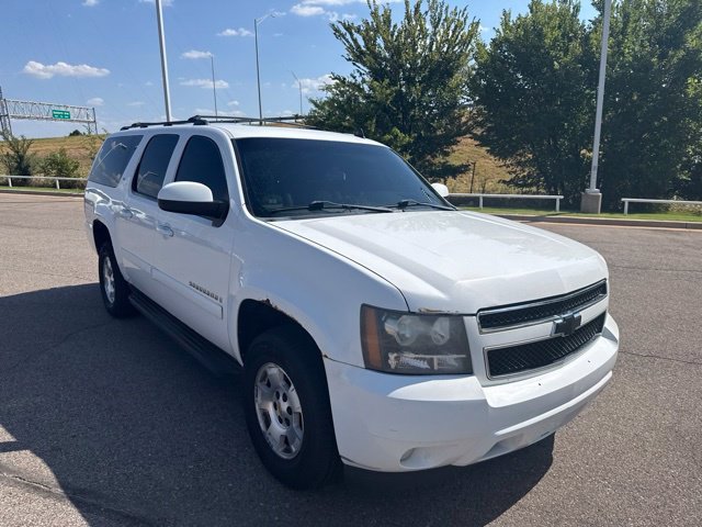 Used 2009 White Chevrolet LT image 3
