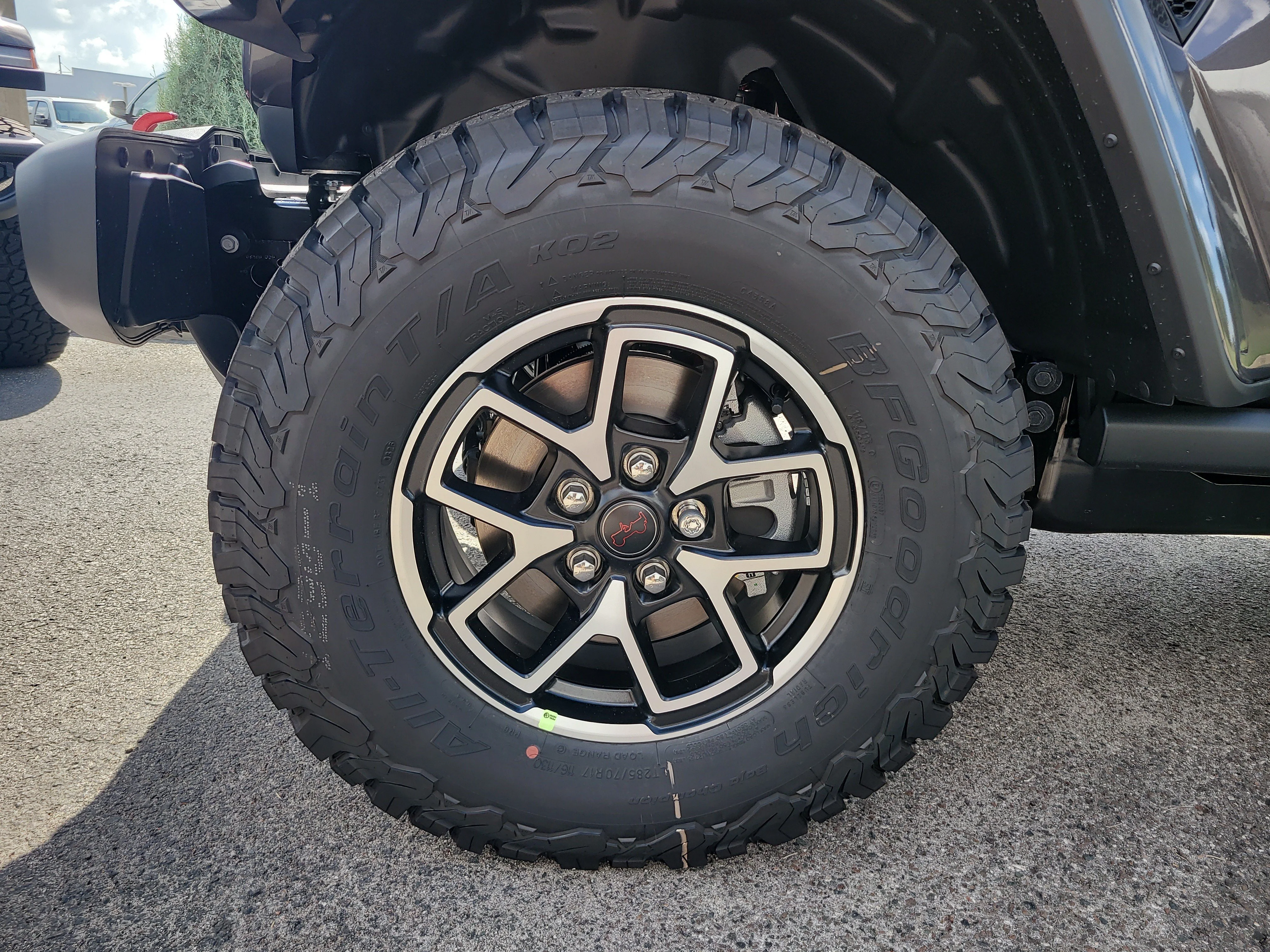 New 2026 Granite Crystal Metallic Clearcoat Jeep Rubicon image 10