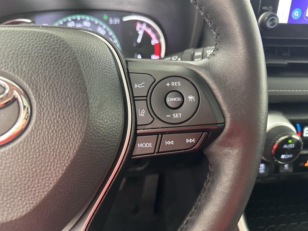 Used 2023 Ice Cap Toyota XLE image 16