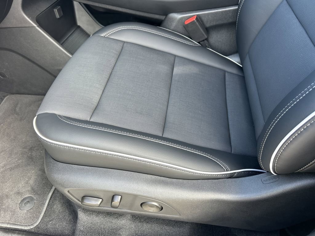 2026 Buick Enclave Preferred - Photo 22