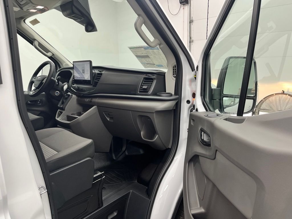 New 2026 White Ford Base image 30