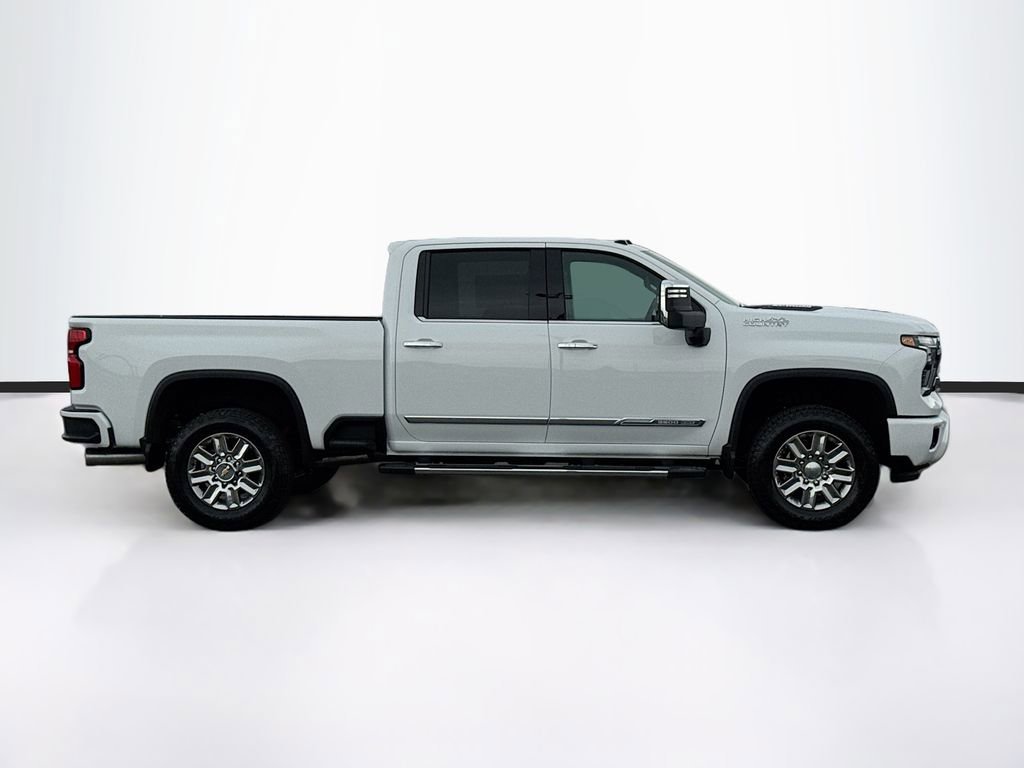 2026 Chevrolet Silverado 3500 HD High Country - Photo 8