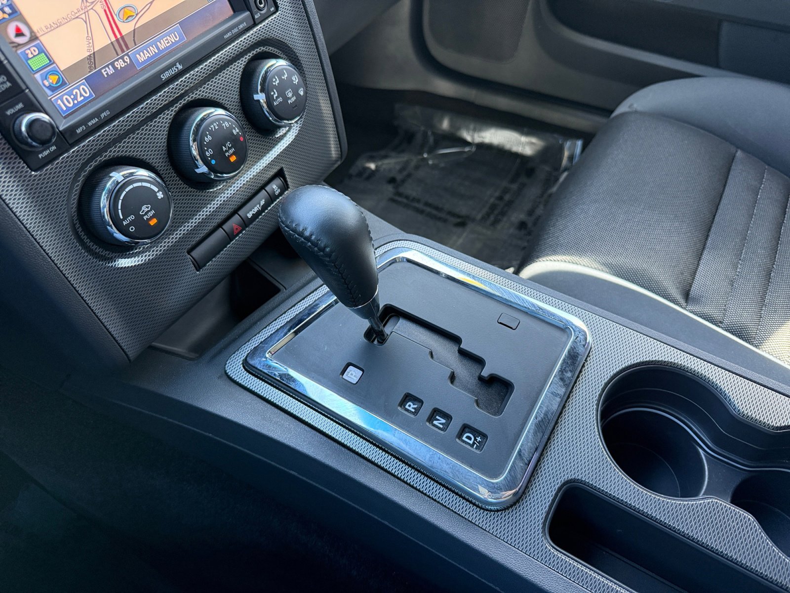 Used 2014 Black Clearcoat Dodge R/T image 13