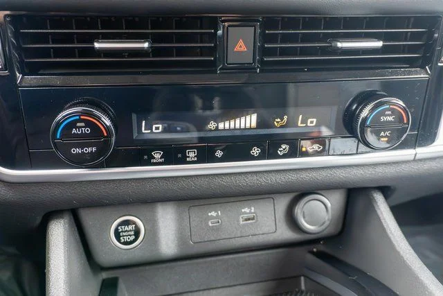 Used 2021 Gray Nissan SV image 25