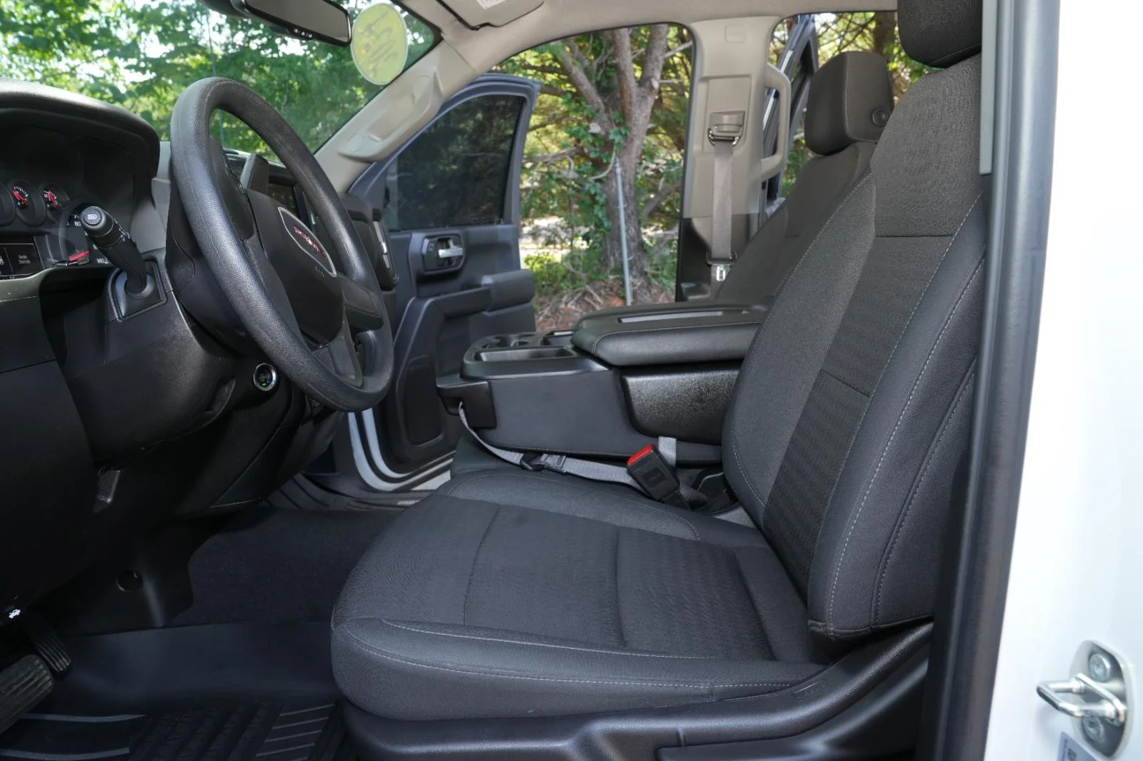 Used 2024 Summit White GMC Pro image 17