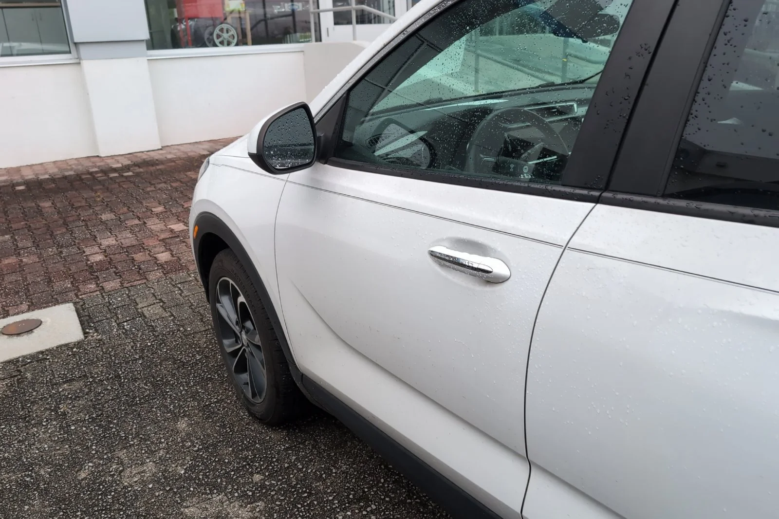 Used 2022 SUMMIT WHITE Buick Select image 9