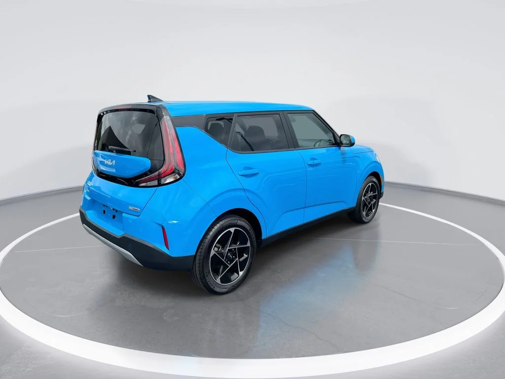 Used 2023 Blue Kia EX image 8