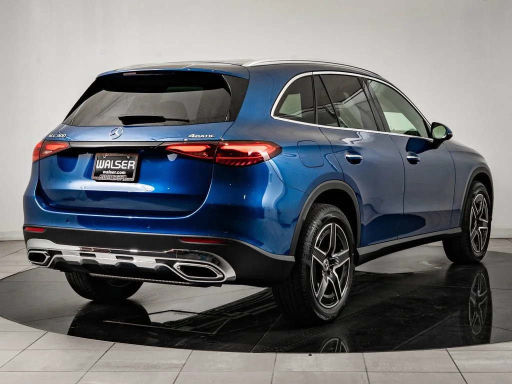 New 2026 Starling Blue Metallic Mercedes-Benz GLC 300 image 10