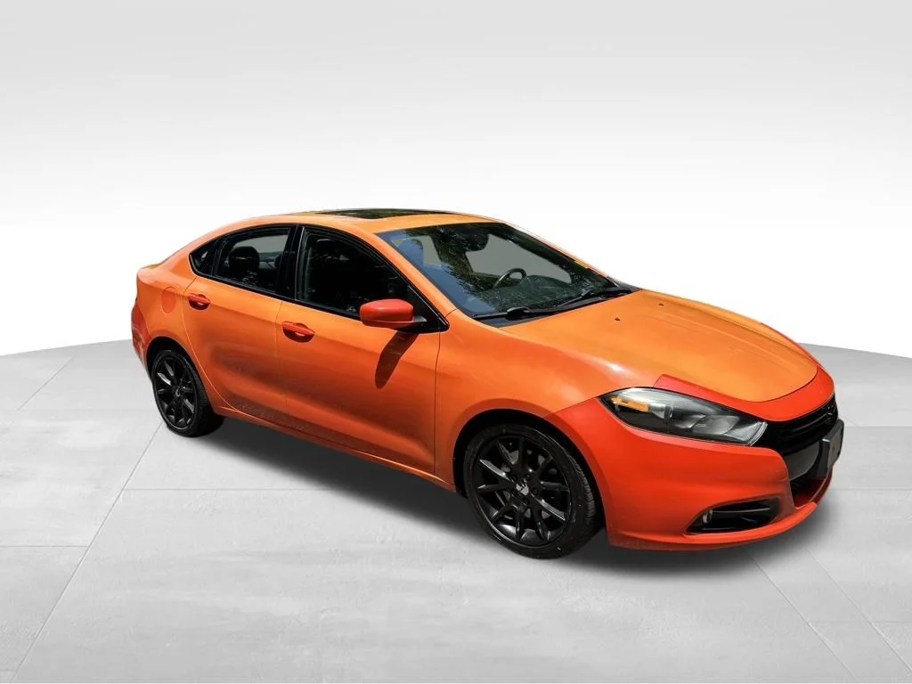 Used 2015 Orange Dodge SXT image 8