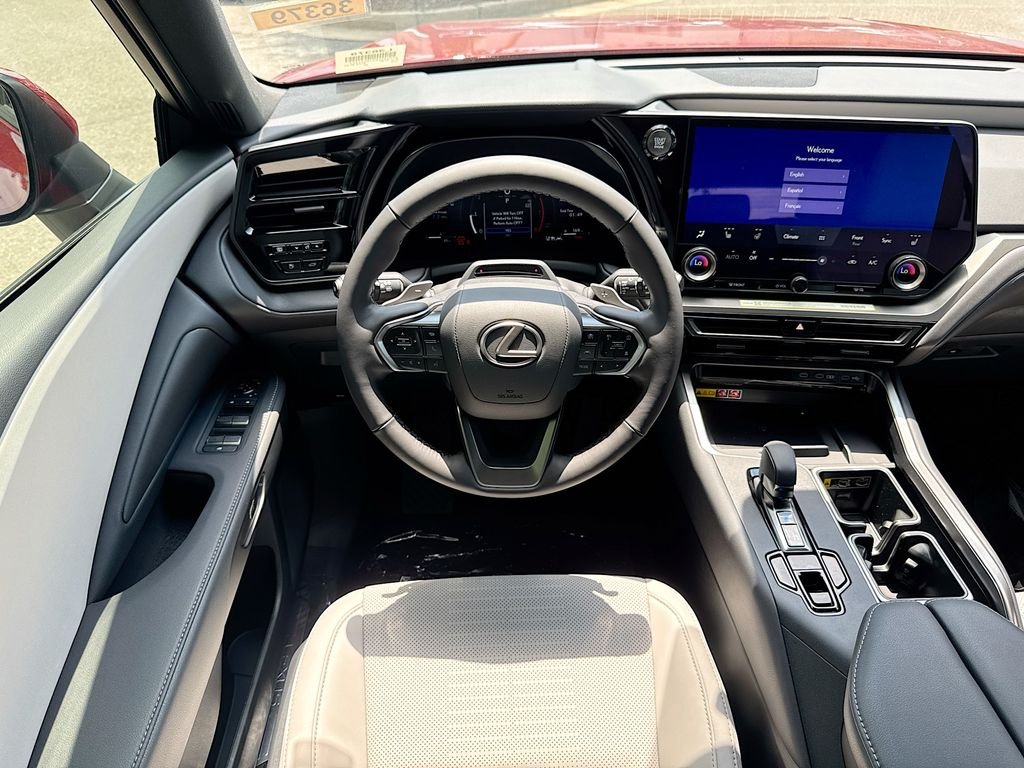 New 2026 Matador Red Mica Lexus  image 11