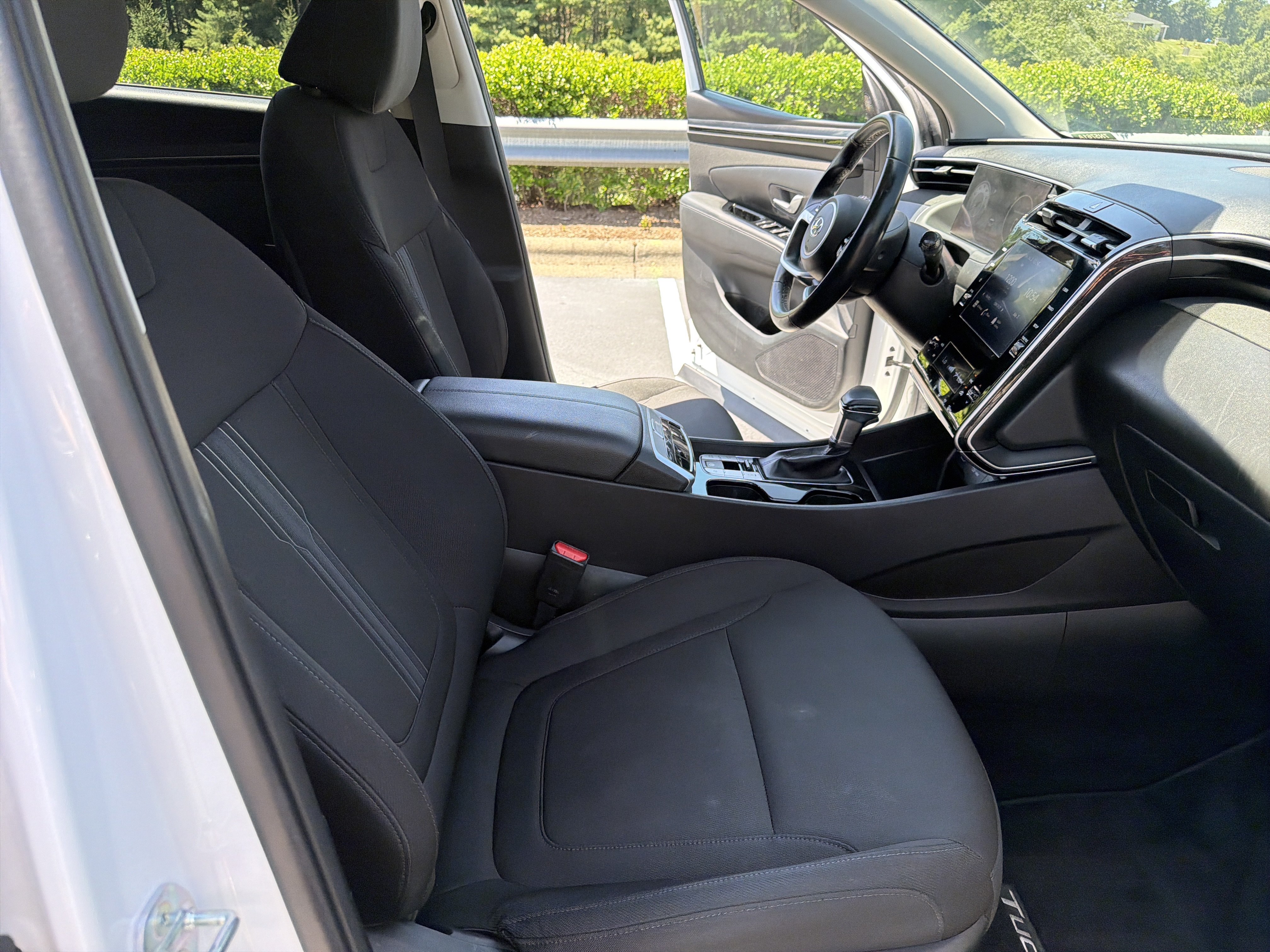 Used 2022 Quartz White Hyundai SEL image 19