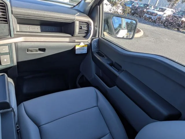 New 2026 Oxford White Ford XL image 17