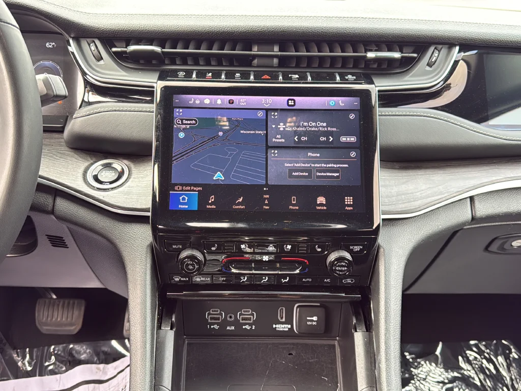 Used 2023 Gray Jeep Limited image 14