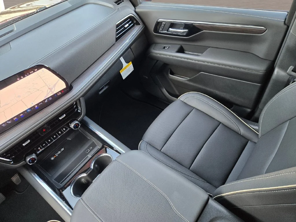 2026 Chevrolet Tahoe Premier - Photo 17