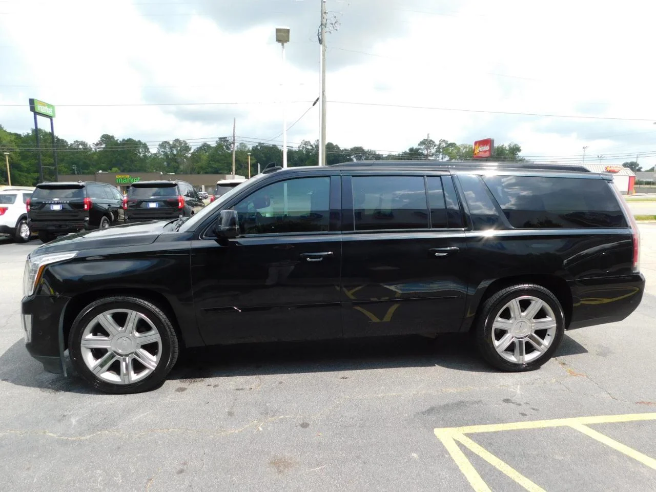 Used 2018 Black Cadillac 2WD 4dr Luxury image 5