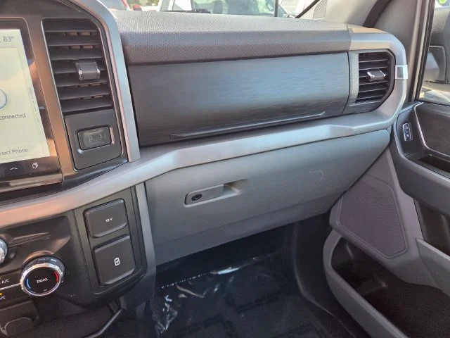Used 2025 White Ford XLT image 23