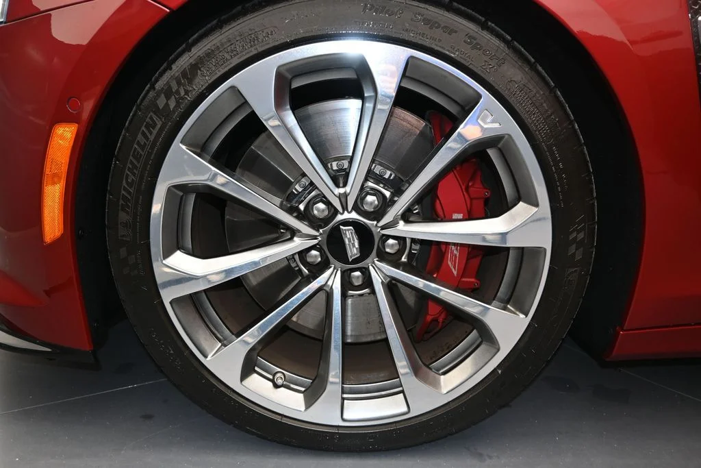 Used 2016 Red Cadillac 2SV image 26