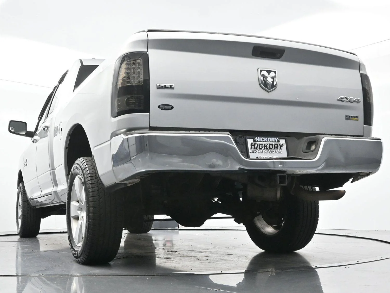 Used 2015 Bright Silver Metallic Clearcoat Ram SLT image 42