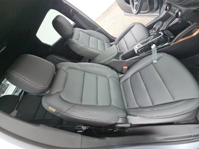 Used 2023 Gray Chevrolet ACTIV image 31
