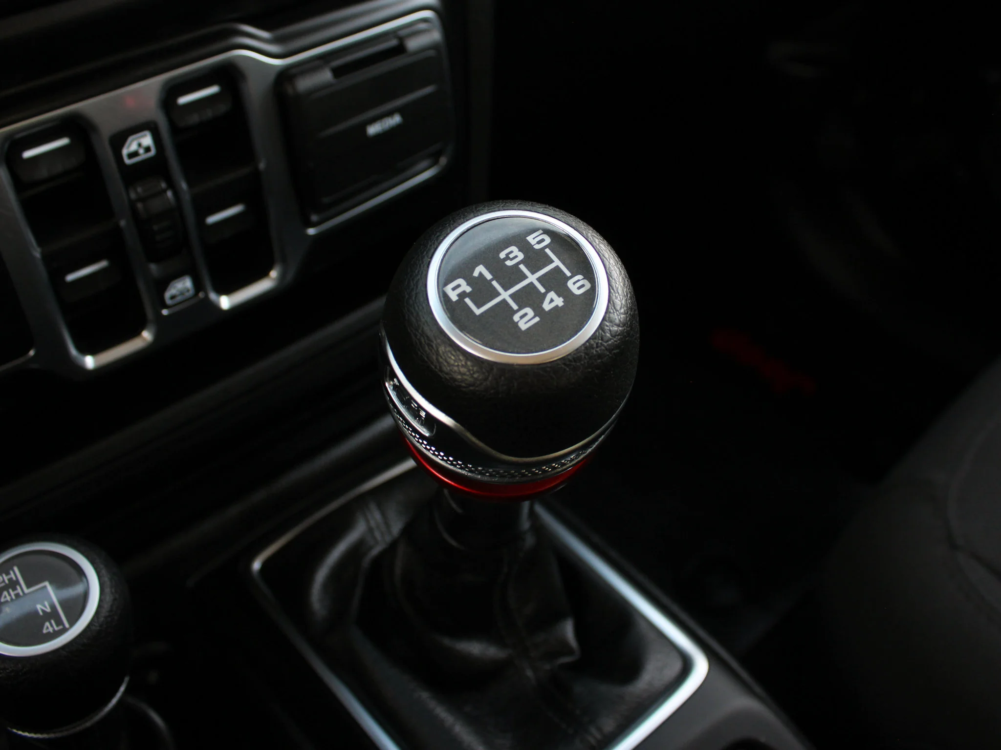Certified Used 2023 Black Jeep Willys * No Accidents | Manual | V6 | Heated Seats | Apple CarPlay | Backup Camera | Alpine image 29