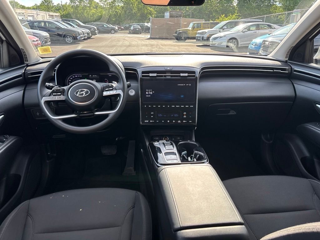 Used 2024 White Hyundai Blue image 10